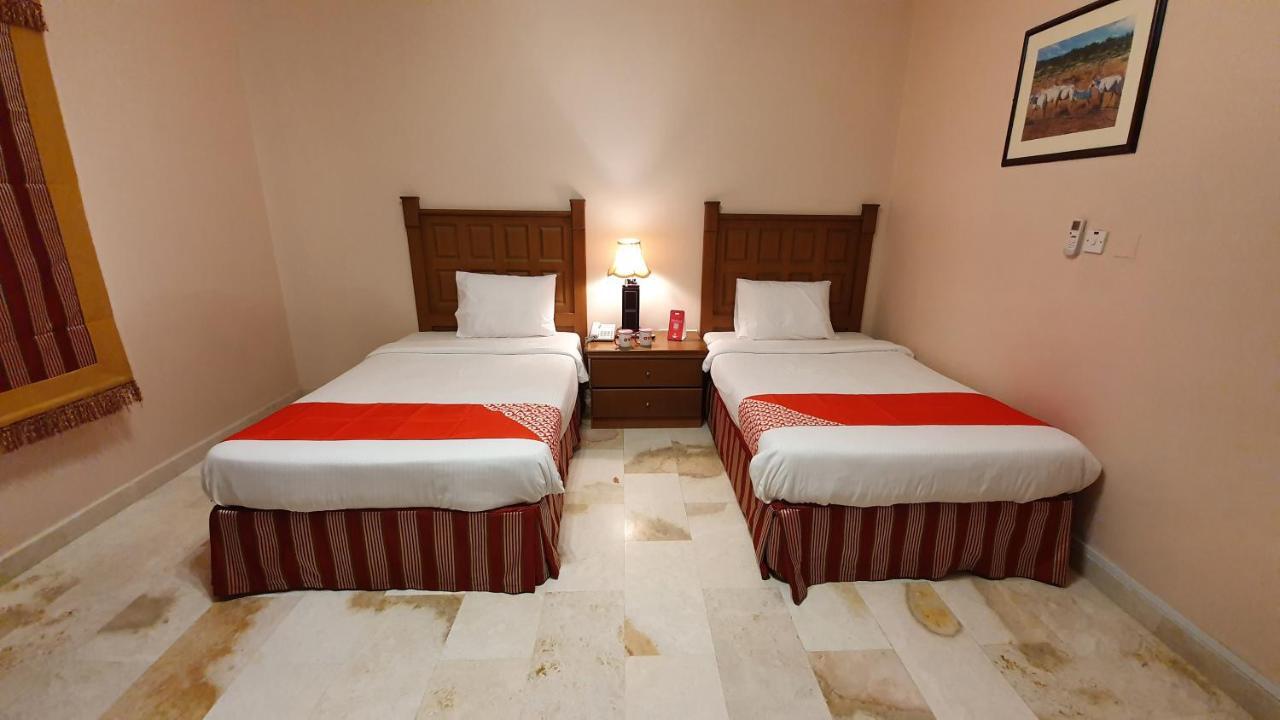 فندق Golden Oasis 2*