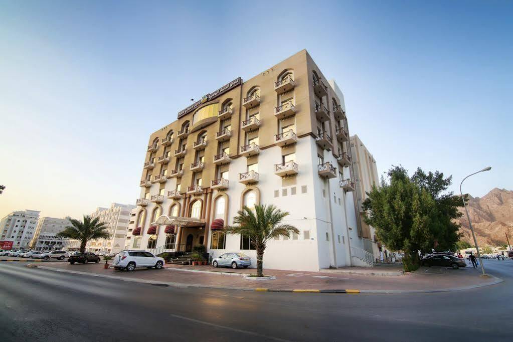 Hotell Golden Oasis 2*